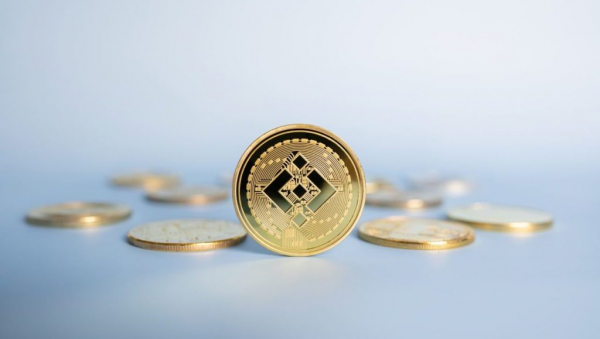 
                    Обновивший максимум курс BNB должен вырасти до $2112                