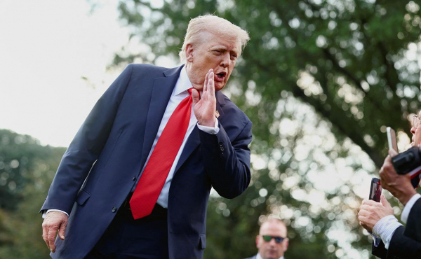
                    Трамп рассказал, что мешает &laquo;говорить&raquo; Путину и Зеленскому
                