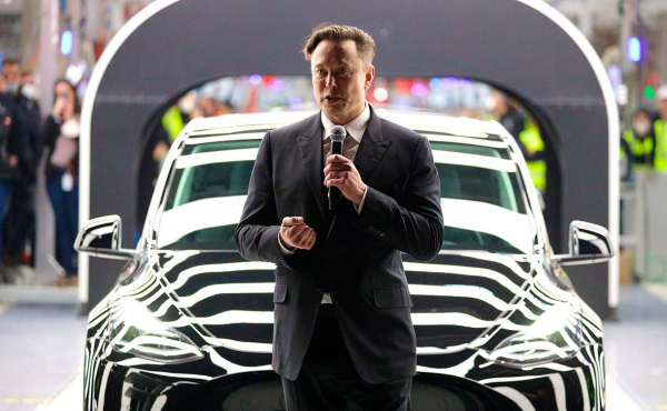 
                    Tesla предложила Маску отказаться от зарплаты и получить $1 трлн
                