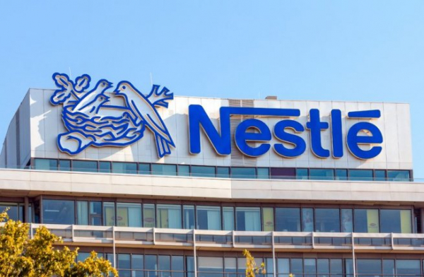 Председатель совета директоров Nestle досрочно уходит в отставку