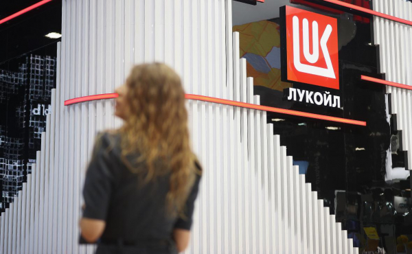
                    AFP узнало о предложении Германии и Франции санкций против &laquo;Лукойла&raquo;
                