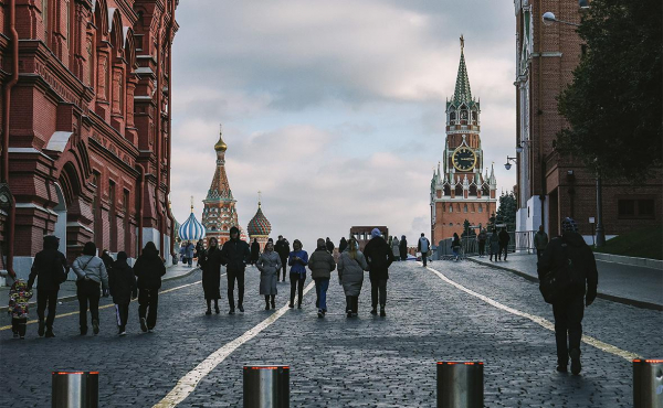 
                    Демократы призвали ужесточить санкции против российских энергоносителей
                