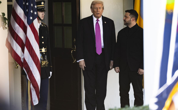 
                    Axios узнал о &laquo;резком завершении&raquo; встречи Трампа и Зеленского
                