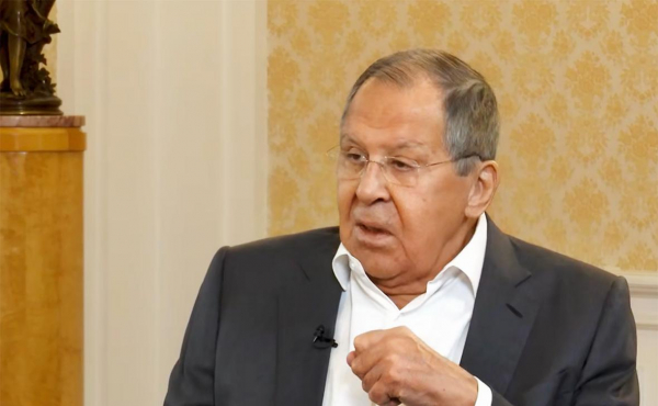 
                    Лавров связал признание независимости Украины с режимом в ней
                