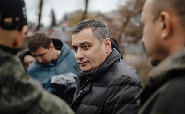 
                    Хинштейн призвал Балицкого извиниться за критику защиты Курской области
                