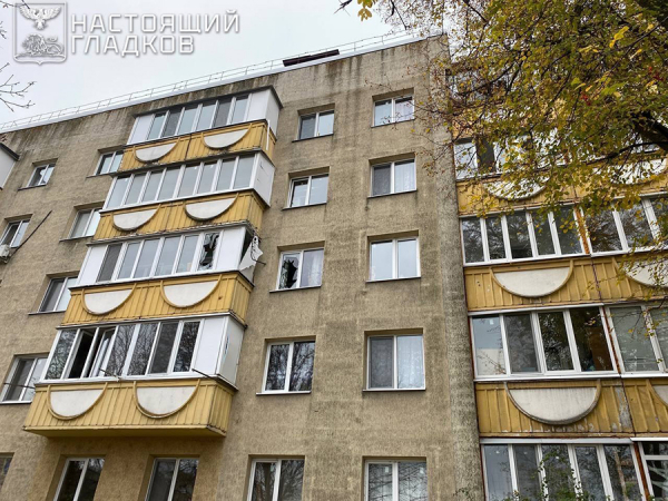 
                    Слюсарь показал последствия атаки БПЛА в Ростовской области
                