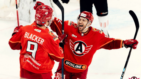 Шестая победа подряд: &laquo;Автомобилист&raquo; всухую обыграл &laquo;Авангард&raquo;