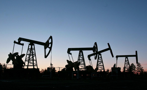 
                    Цена российской нефти Urals опустилась ниже $40
                