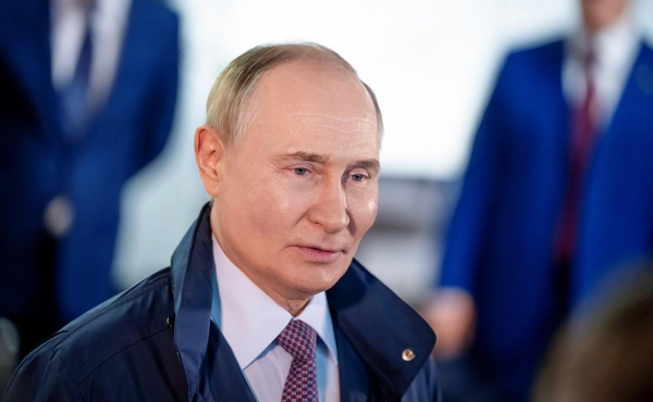 
                    Экс-глава MI6 описал свое представление о &laquo;двух разных Путиных&raquo;
                