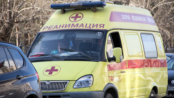 В Челябинске автобус с пассажирами врезался в опору моста. Есть пострадавшие