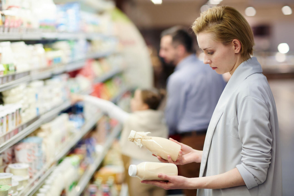 Какие продукты нельзя покупать в супермаркетах &mdash; советы опытного продавца