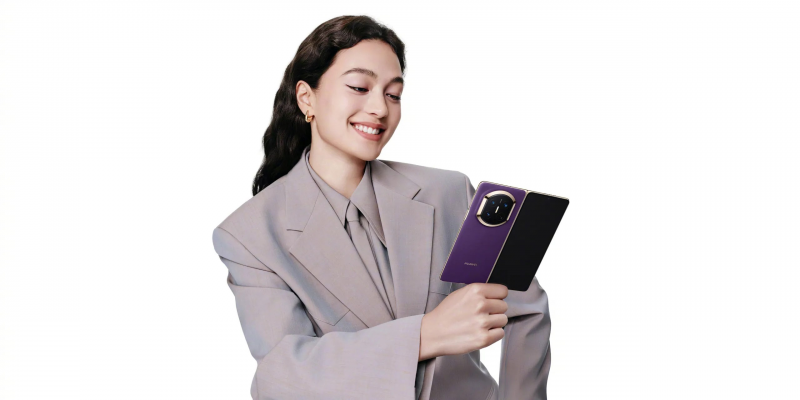 Huawei показала раскладушку Mate X7 с защитой IP59 и увеличенной батареей